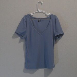 SHEIN Light Blue V-Neck Short Sleeve Tee